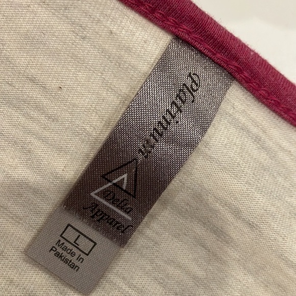 Cherry Blossom in Washington DC Top - Picture 10 of 12